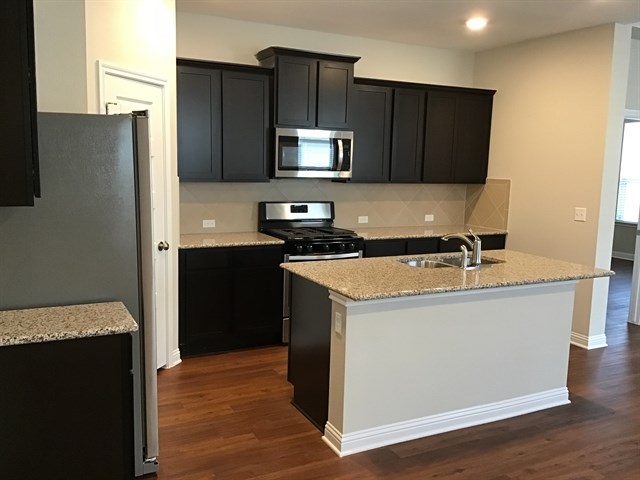 8008 Mckamy Drive , Austin, TX, 78744 | 5173026 | Realty Texas LLC