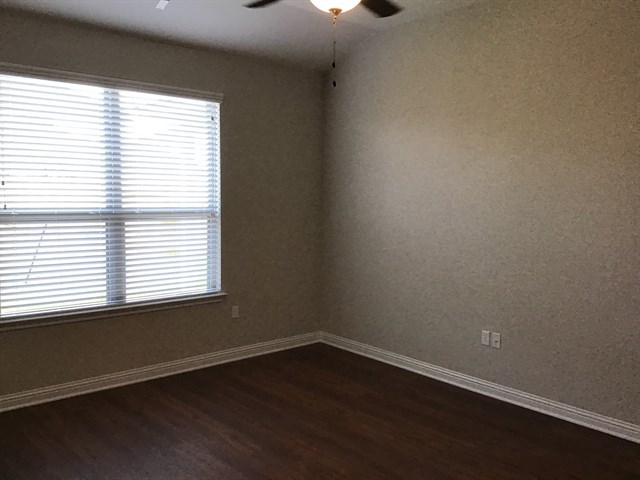 8008 Mckamy Drive , Austin, TX, 78744 | 5173026 | Realty Texas LLC