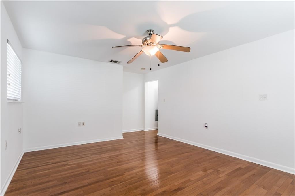 5509 Link A , Austin, TX, 78751 | 9724139 | Realty Texas LLC