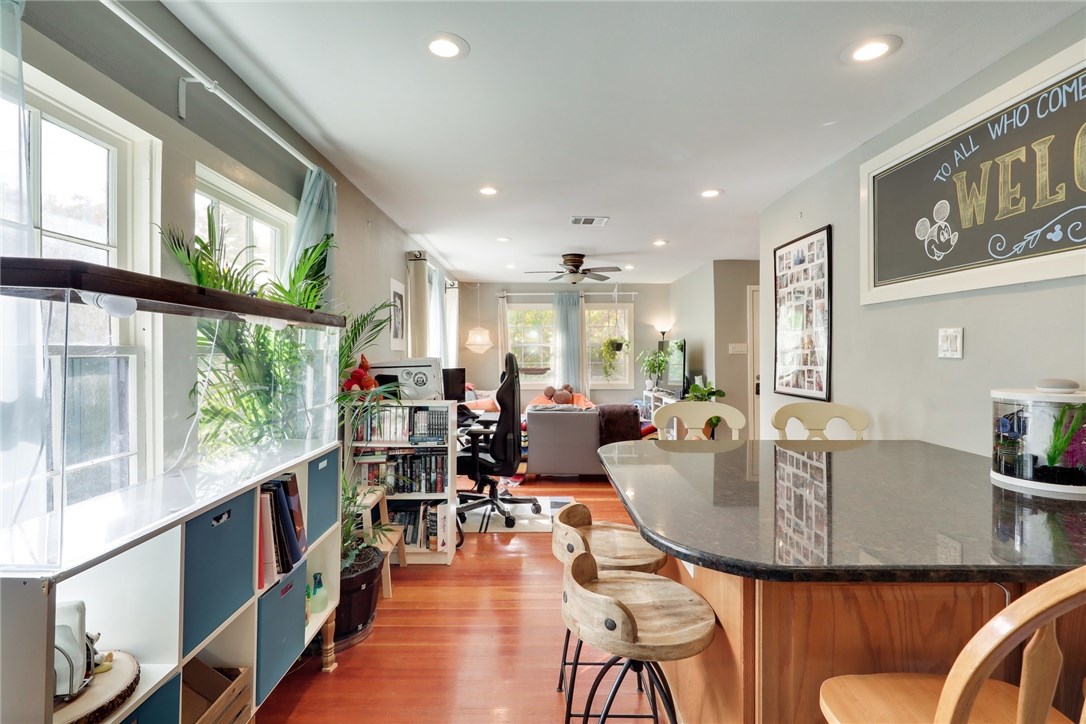 1100 Olive Street , Austin, TX, 78702 | 7967185 | Realty Texas LLC