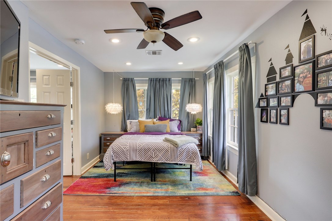 1100 Olive Street , Austin, TX, 78702 | 7967185 | Realty Texas LLC
