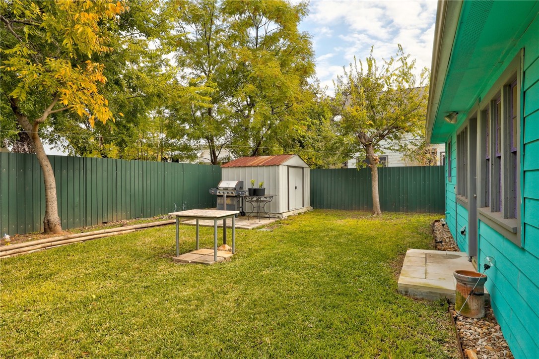 1100 Olive Street , Austin, TX, 78702 | 7967185 | Realty Texas LLC