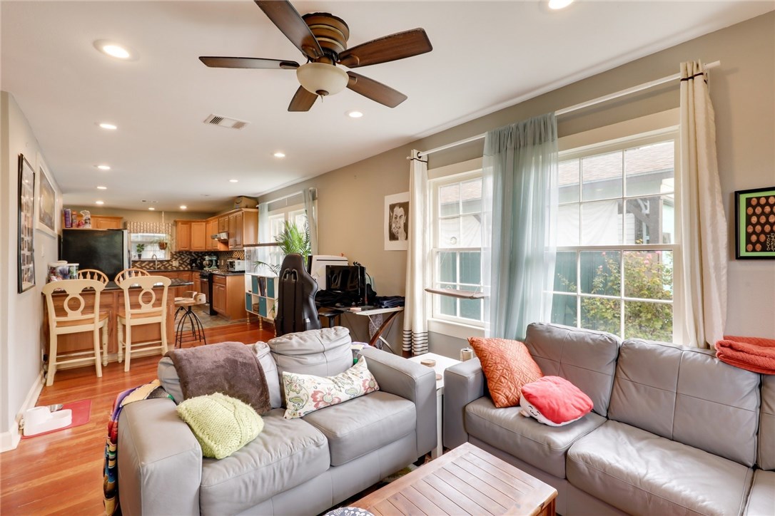 1100 Olive Street , Austin, TX, 78702 | 7967185 | Realty Texas LLC