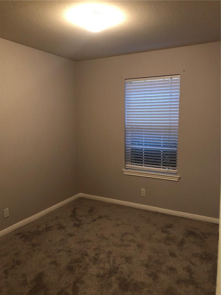 300 Dana Drive , Hutto, TX, 78634 | 7163318 | Realty Texas LLC