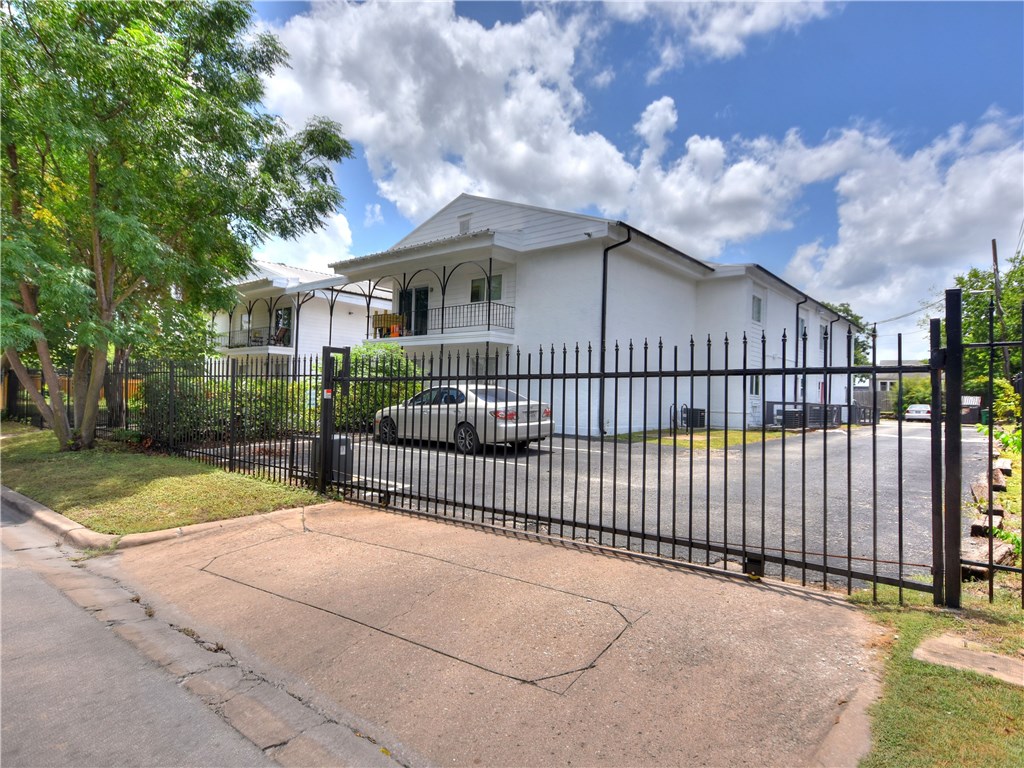 1313 E 52nd Street 105 , Austin, TX, 78723 | 5918775 | Realty Texas LLC