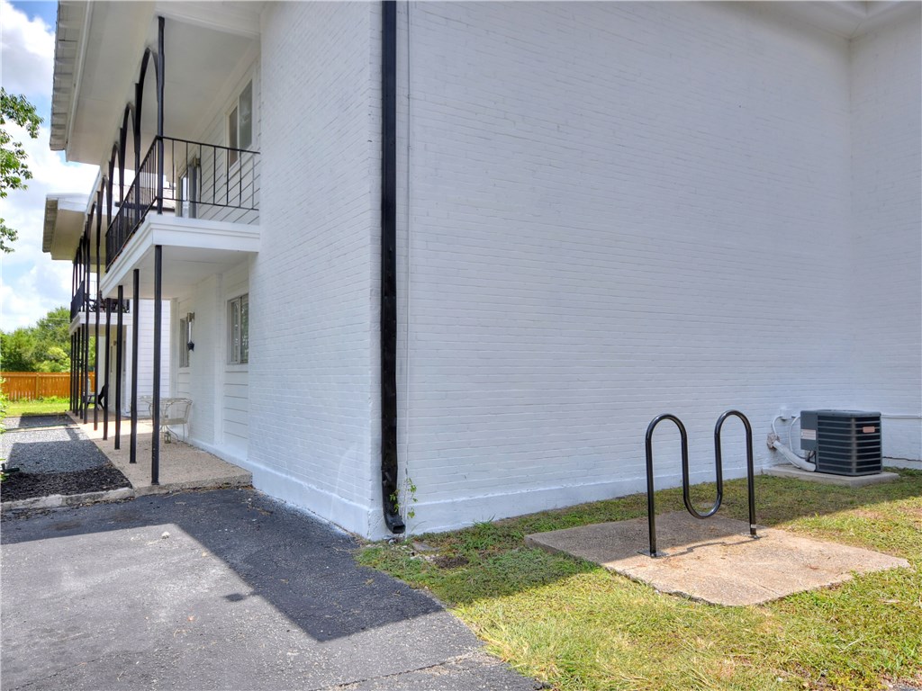 1313 E 52nd Street 105 , Austin, TX, 78723 | 5918775 | Realty Texas LLC