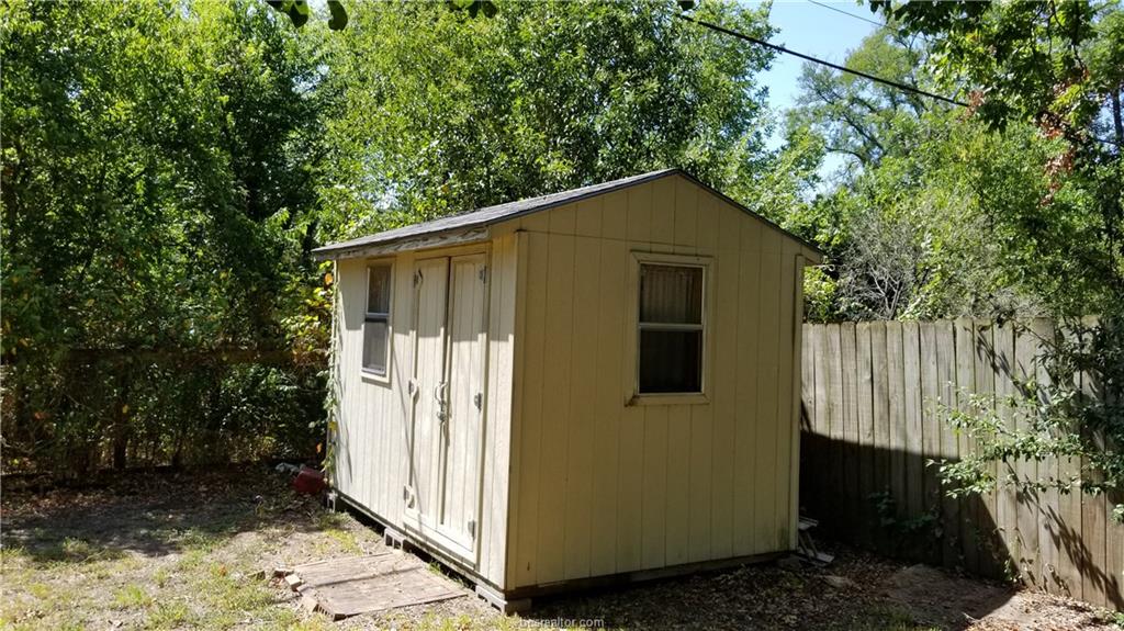 1200 Holleman Drive , College Station, TX, 77840 | 19001343 | Realty Texas LLC