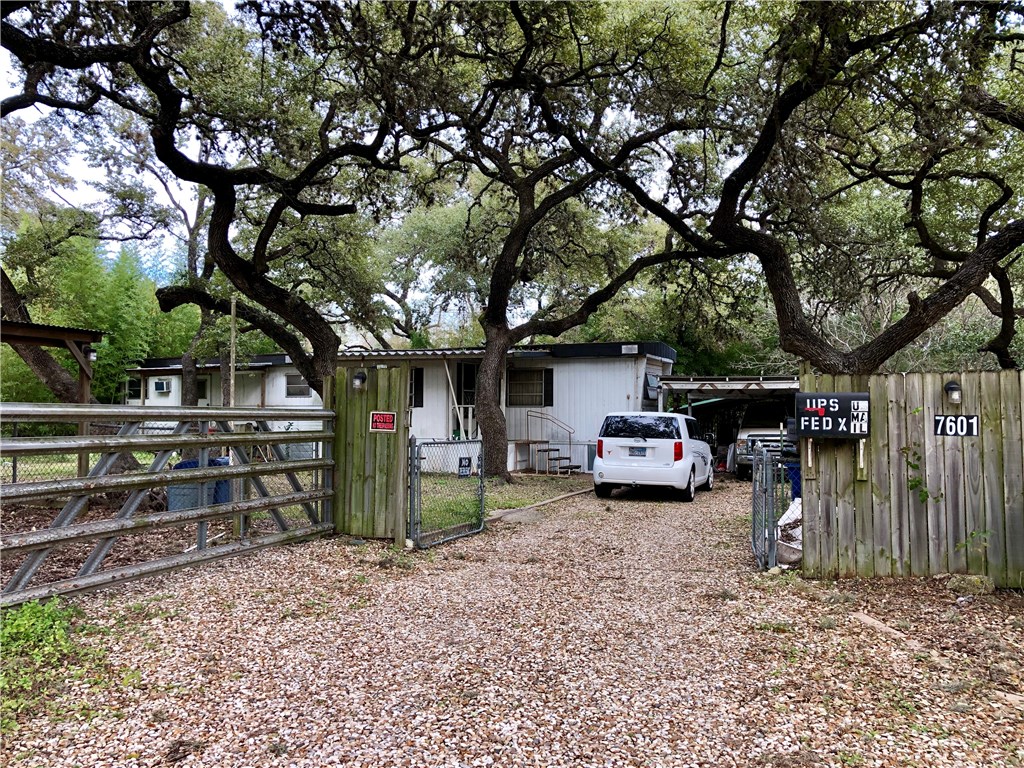 7601 Wynne Lane , Austin, TX, 78745 | 7763569 | Realty Texas LLC
