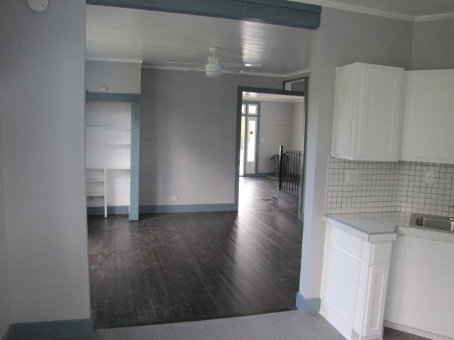 603 Sloan Street , Taylor, TX, 76574 | 8820347 | Realty Texas LLC