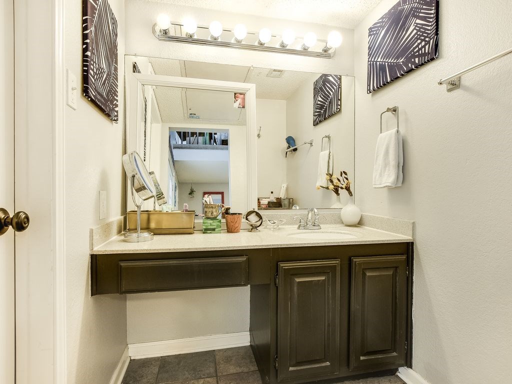 3001 Cedar Street A-118 , Austin, TX, 78705 | 4813582 | Realty Texas LLC