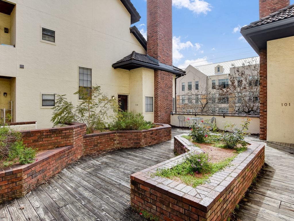 3001 Cedar Street A-118 , Austin, TX, 78705 | 4813582 | Realty Texas LLC