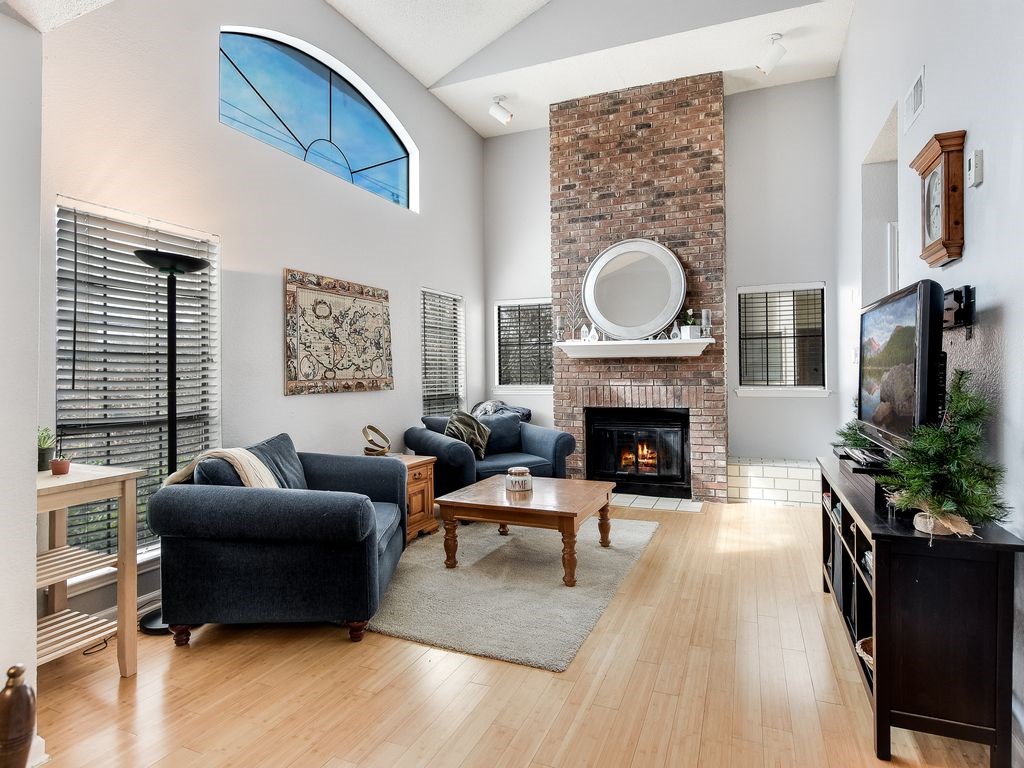 3001 Cedar Street A-118 , Austin, TX, 78705 | 4813582 | Realty Texas LLC