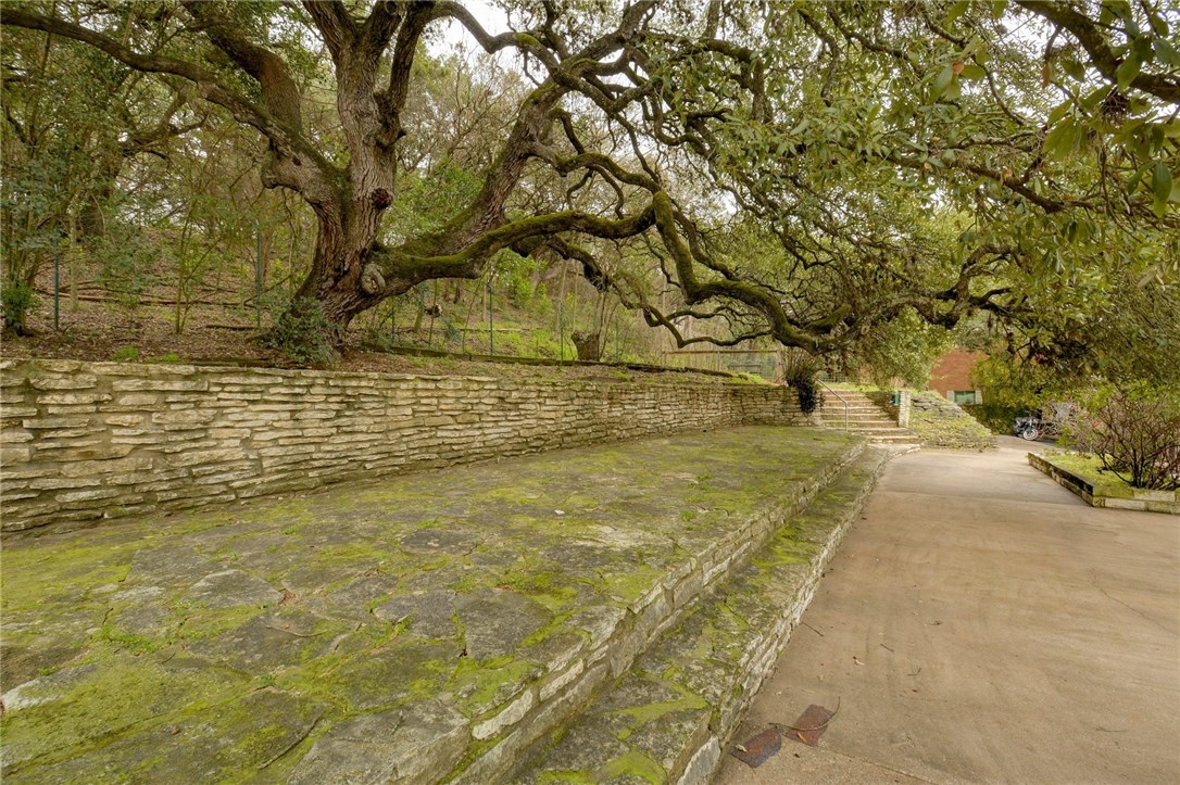 745 E Oltorf Street 102 , Austin, TX, 78704 | 9247760 | Realty Texas LLC