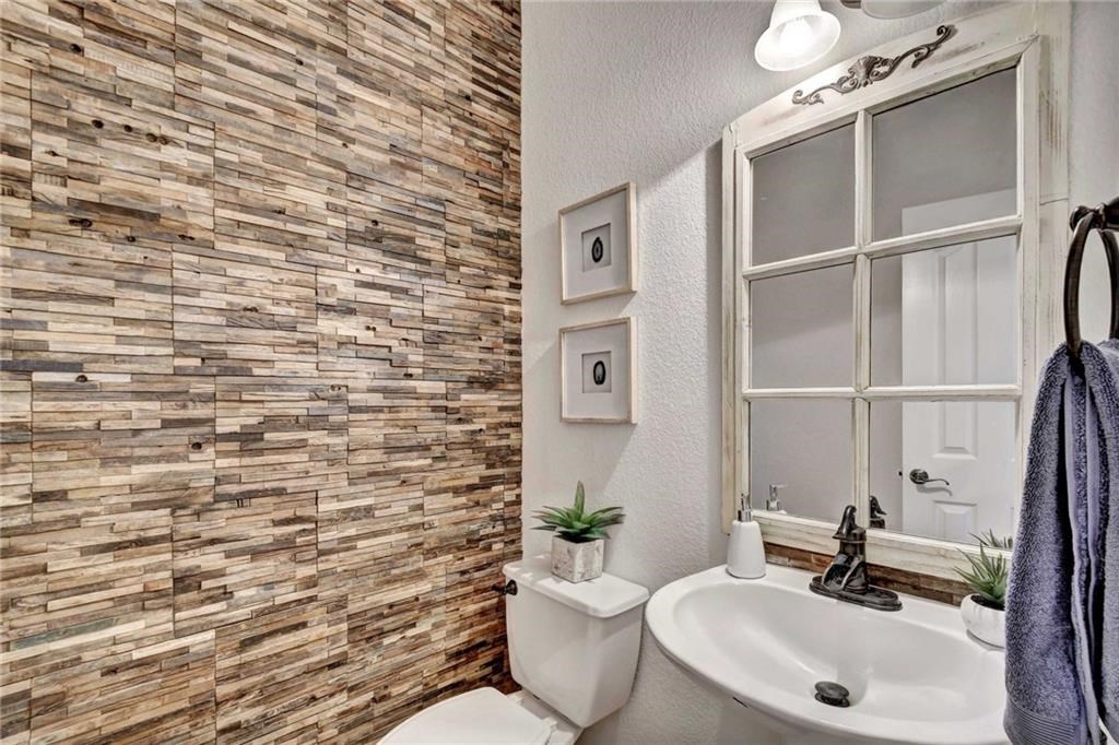 12712 Rush Creek Lane , Austin, TX, 78732 | 7240745 | Realty Texas LLC
