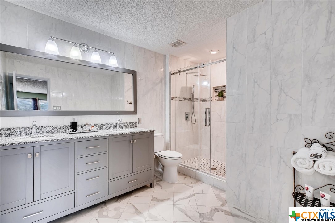 6359 Mustang Point Drive , San Antonio, TX, 78240 | 381059 | Realty Texas LLC