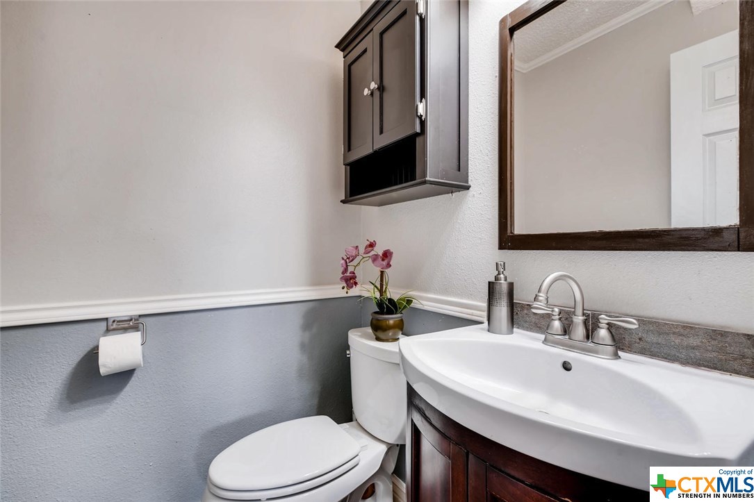 6359 Mustang Point Drive , San Antonio, TX, 78240 | 381059 | Realty Texas LLC