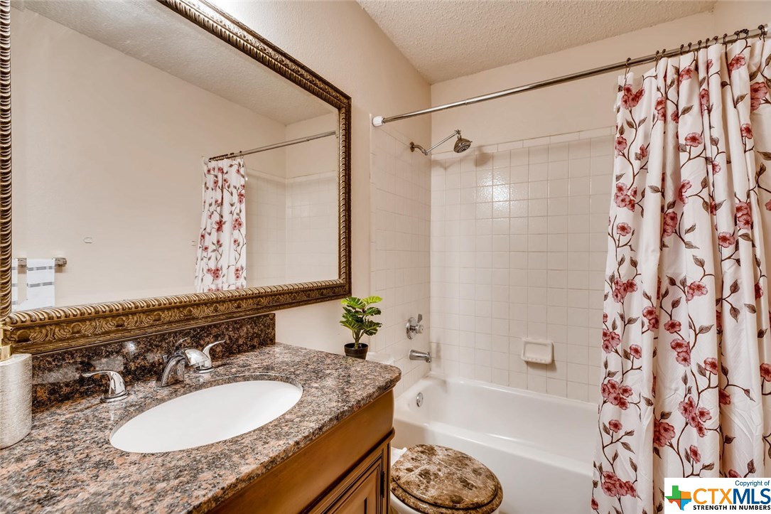 6359 Mustang Point Drive , San Antonio, TX, 78240 | 381059 | Realty Texas LLC