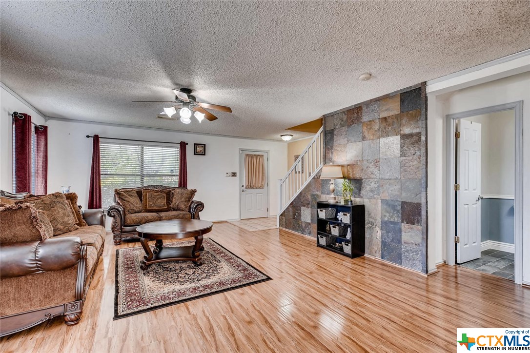 6359 Mustang Point Drive , San Antonio, TX, 78240 | 381059 | Realty Texas LLC