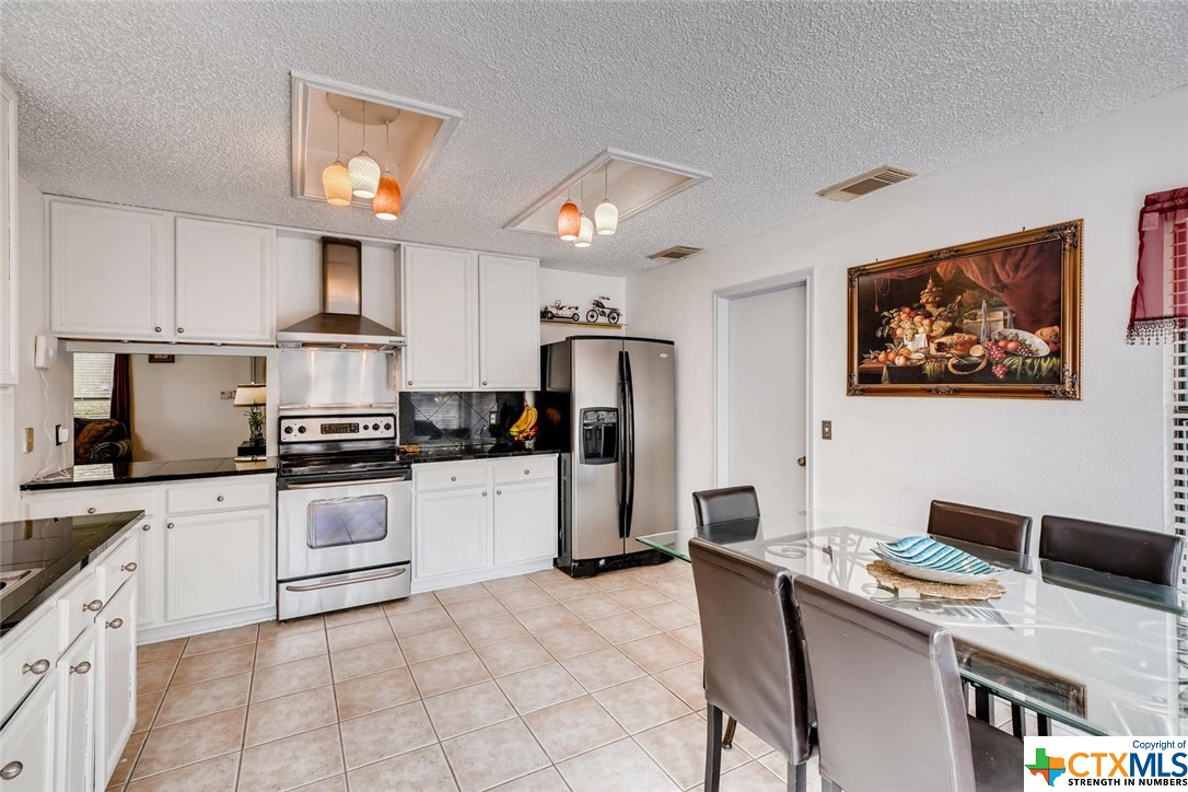 6359 Mustang Point Drive , San Antonio, TX, 78240 | 381059 | Realty Texas LLC