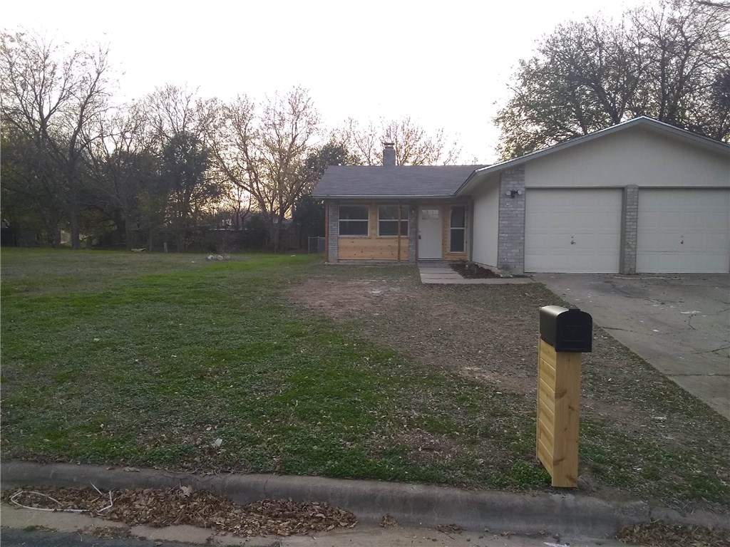 7214 Lake Charles Drive , Austin, TX, 78744 | 9058940 | Realty Texas LLC