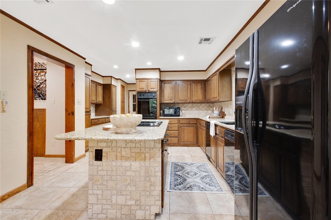 4408 Village Oak Drive , Waco, TX, 76710 | 190161 | Realty Texas LLC