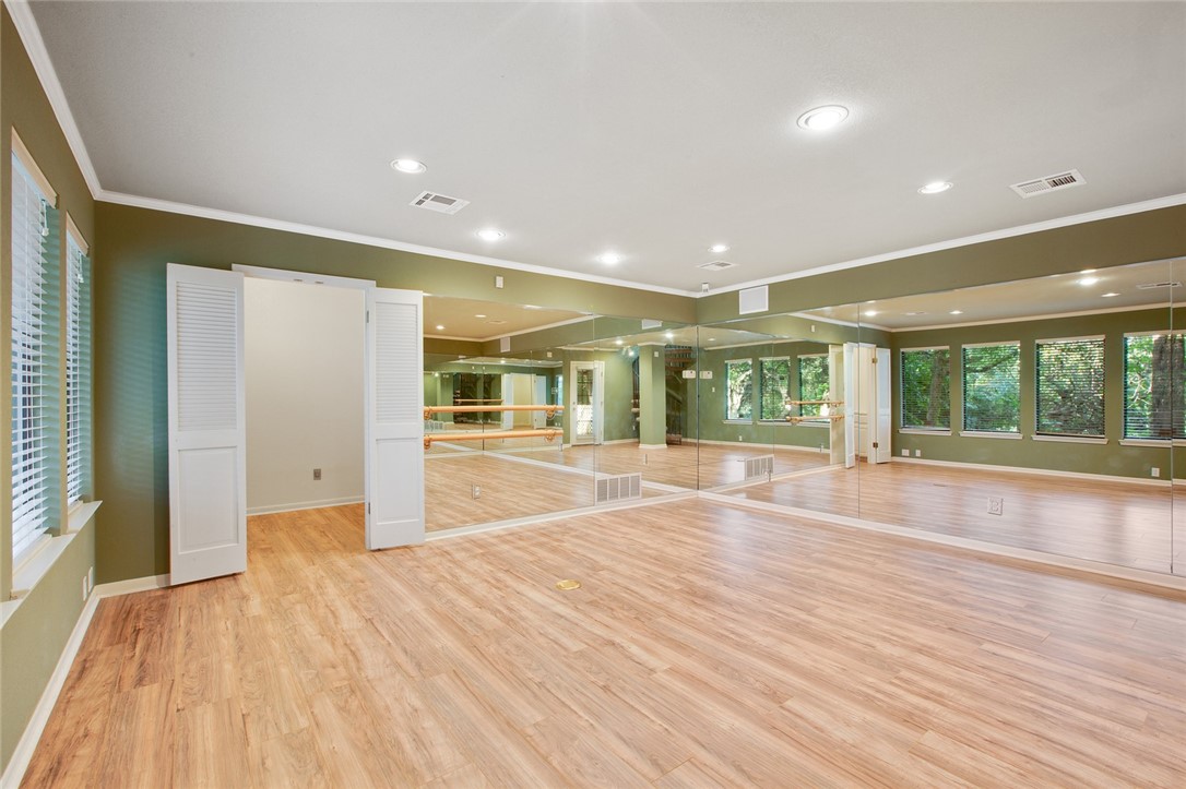 4408 Village Oak Drive , Waco, TX, 76710 | 190161 | Realty Texas LLC