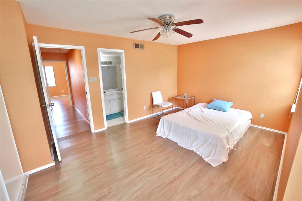 3901 Woodchase Drive 54, Houston, TX, 77042 | 19490043 | Realty Texas LLC