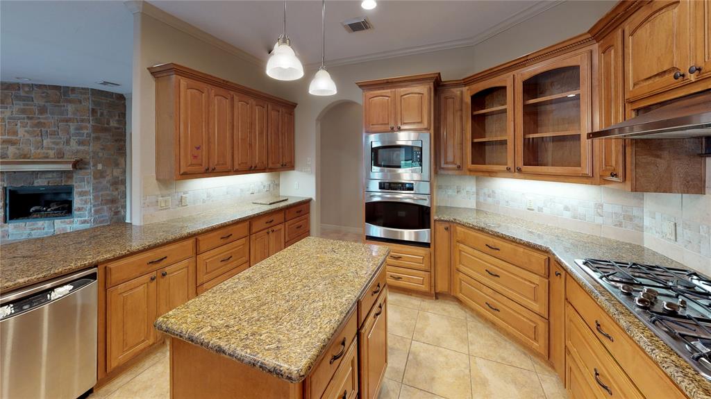 207 Windsong Drive , Angleton, TX, 77515 | 15406480 | Realty Texas LLC
