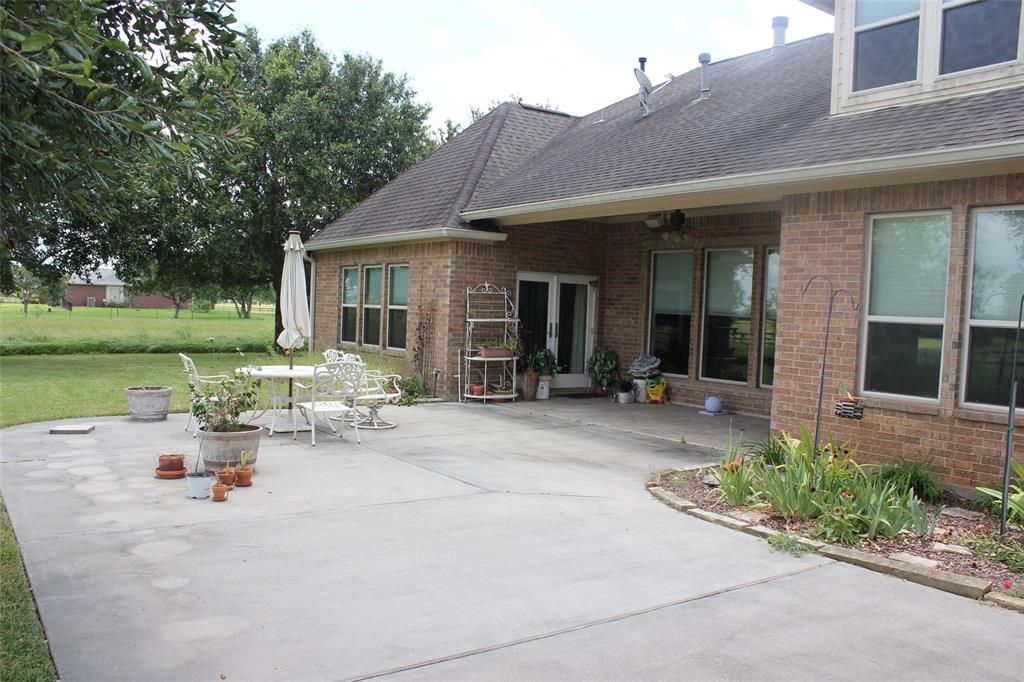 207 Windsong Drive , Angleton, TX, 77515 | 15406480 | Realty Texas LLC