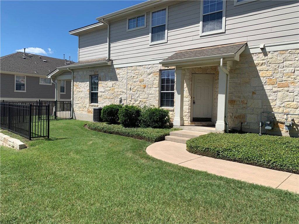 Closed: 1900 Scofield Ridge Parkway 1002 , Austin, TX, 78727 for $1,525 ...