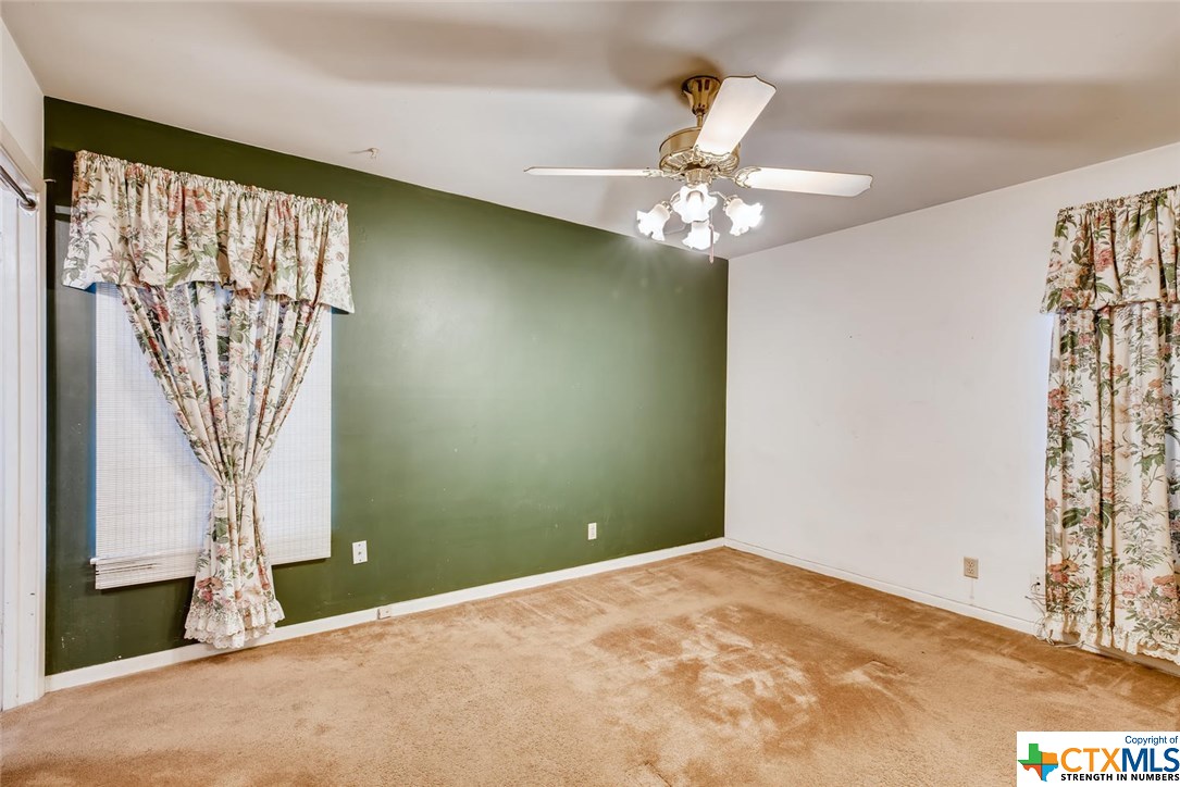 215 Tammy Drive , San Antonio, TX, 78216 | 391361 | Realty Texas LLC
