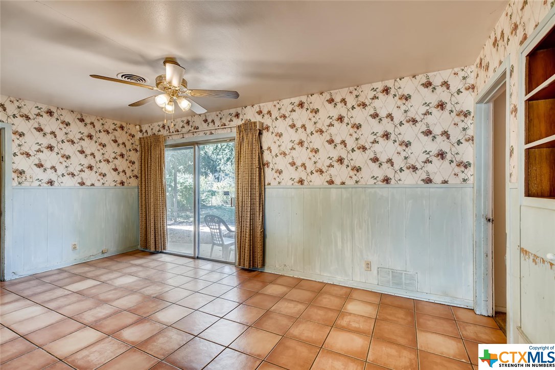 215 Tammy Drive , San Antonio, TX, 78216 | 391361 | Realty Texas LLC