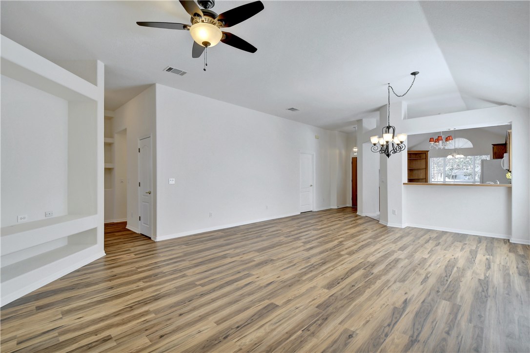 107 Texas Traditions , Georgetown, TX, 78628 | 5257436 | Realty Texas LLC