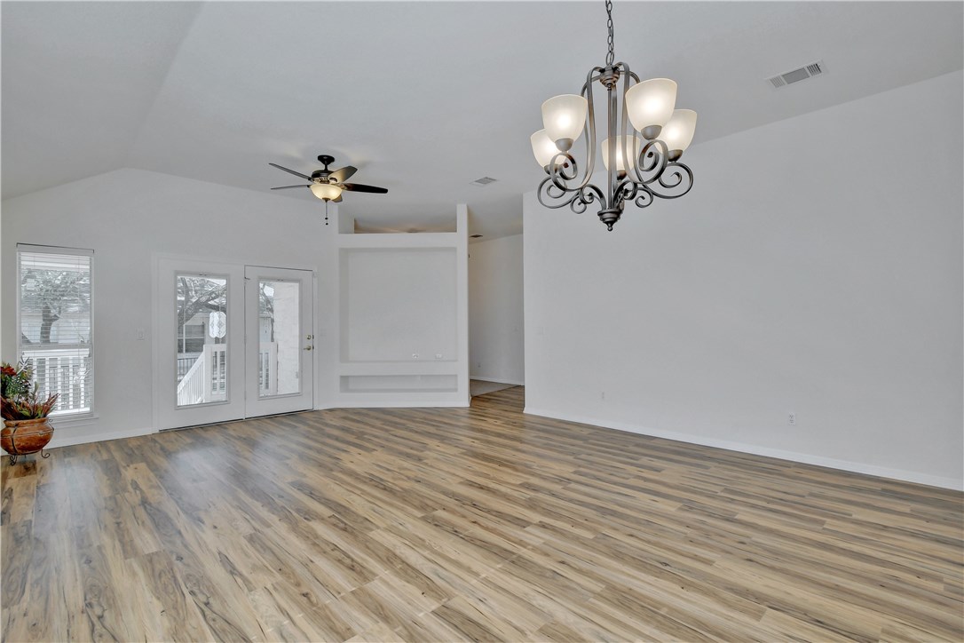 107 Texas Traditions , Georgetown, TX, 78628 | 5257436 | Realty Texas LLC