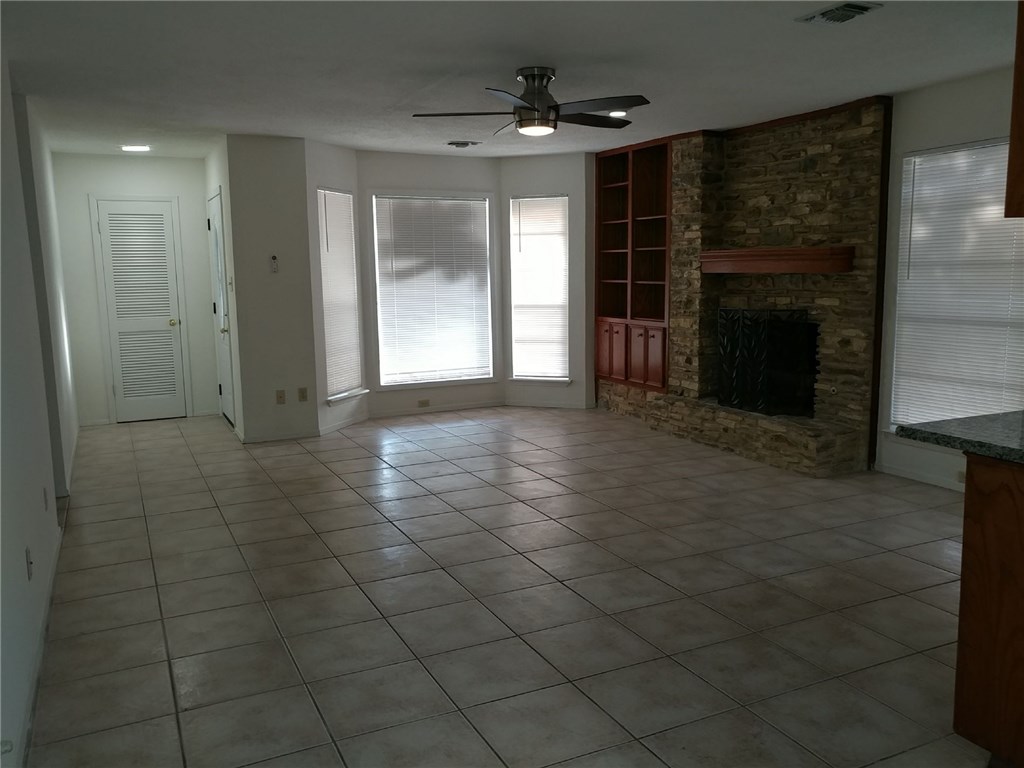 200 Cushing Park Drive , Round Rock, TX, 78664 | 5904643 | Realty Texas LLC