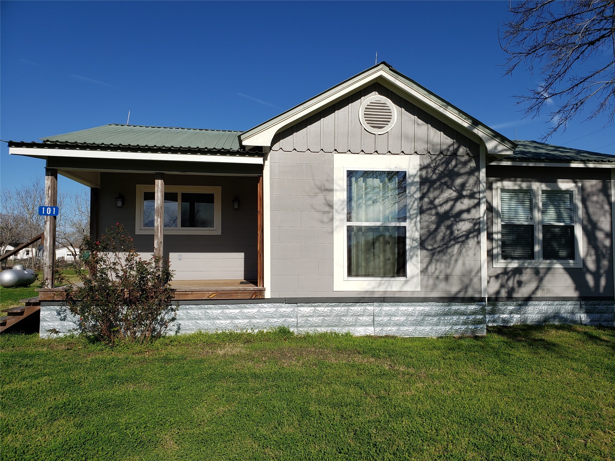 101 W Fayette Street , Ellinger, TX, 78938 | 8267987 | Realty Texas LLC