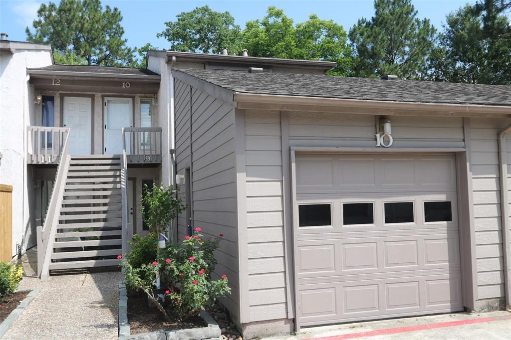 10 Hideaway Drive , Friendswood, TX, 77546 | 17299179 | Realty Texas LLC