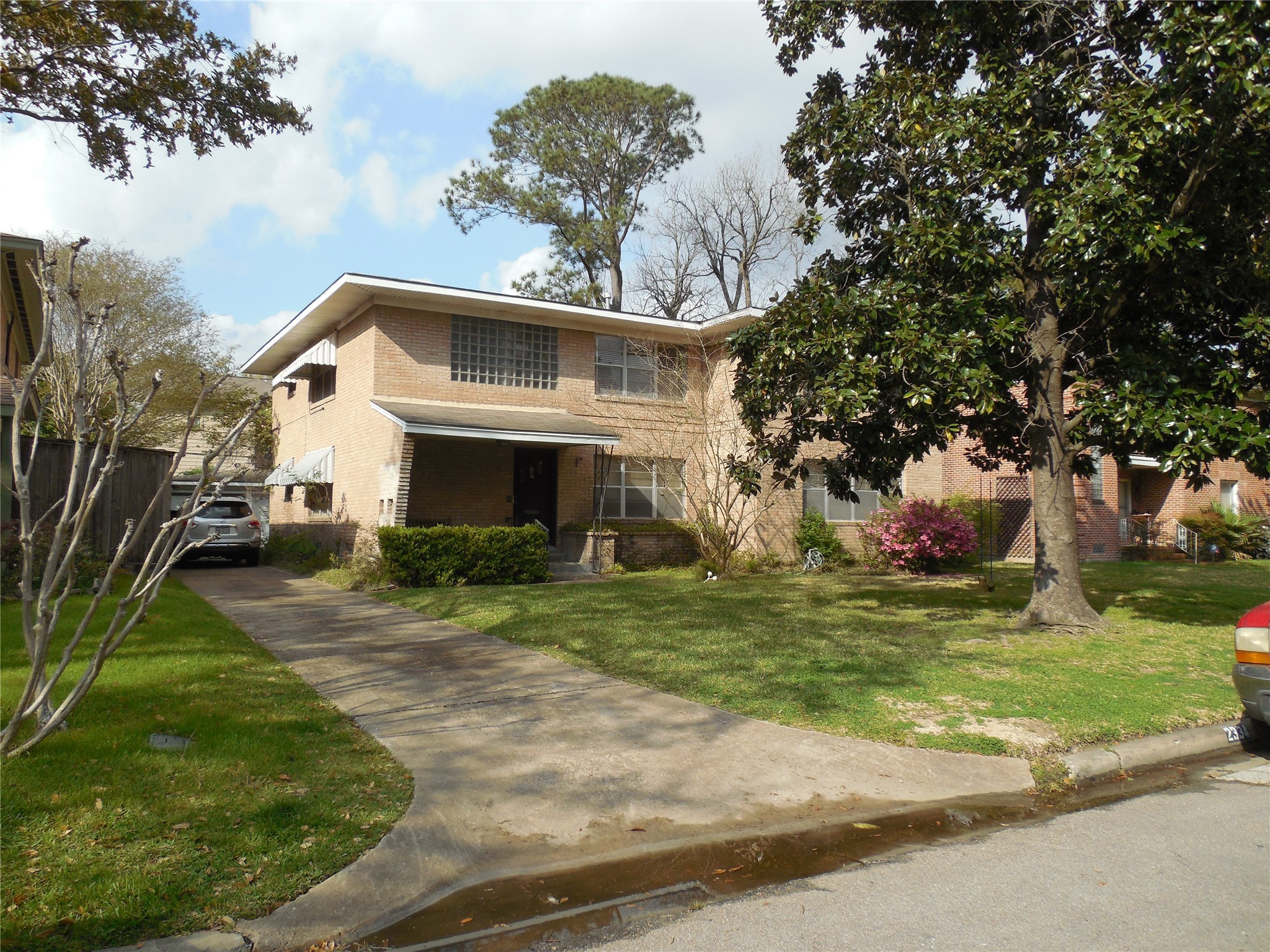 2334 Dunstan Road 2 , Houston, TX, 77005 | 5682377 | Realty Texas LLC