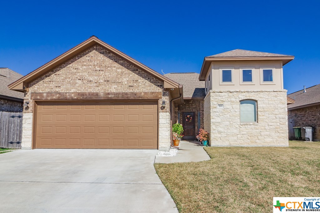 703 Glenmore Street , Victoria, TX, 77904 | 401885 | Realty Texas LLC