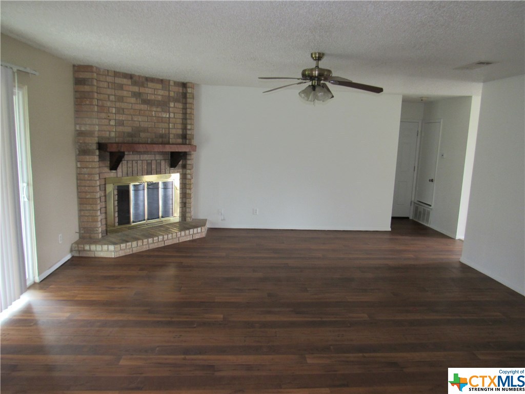2003 Nimitz Drive , Killeen, TX, 76543 | 402268 | Realty Texas LLC