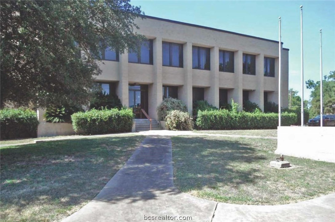 401 E Washington Ave , Navasota, TX, 77868 | 20005243 | Realty Texas LLC