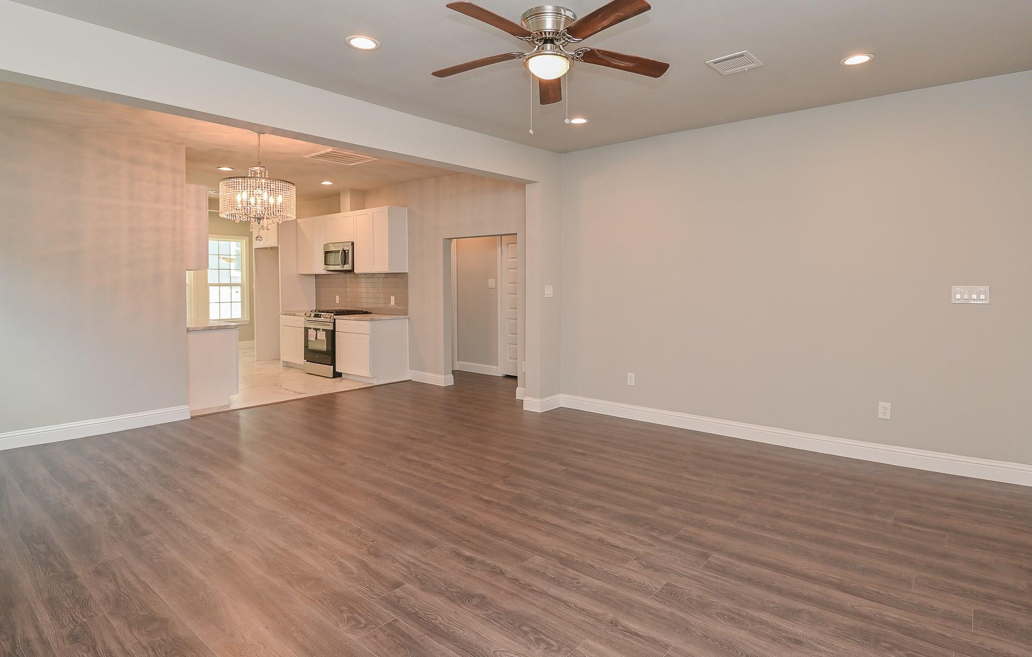 5111 Walker Street , Houston, TX, 77023 | 41490396 | Realty Texas LLC