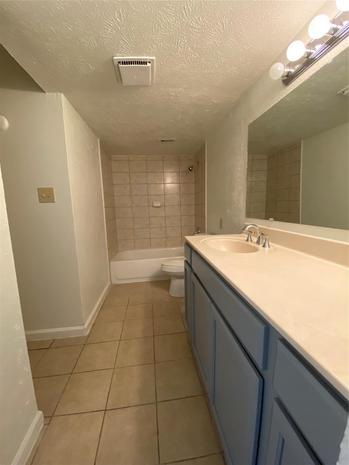 5623 Woodbend Drive , Houston, TX, 77049 | 38047360 | Realty Texas LLC