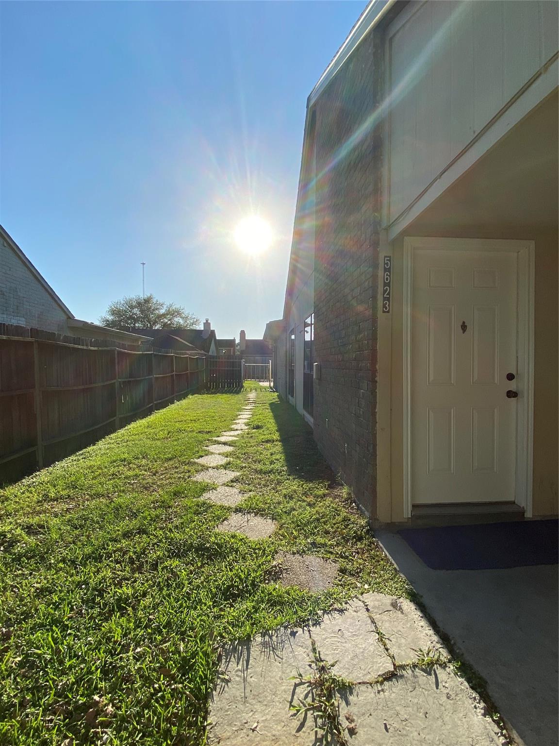 5623 Woodbend Drive , Houston, TX, 77049 | 38047360 | Realty Texas LLC