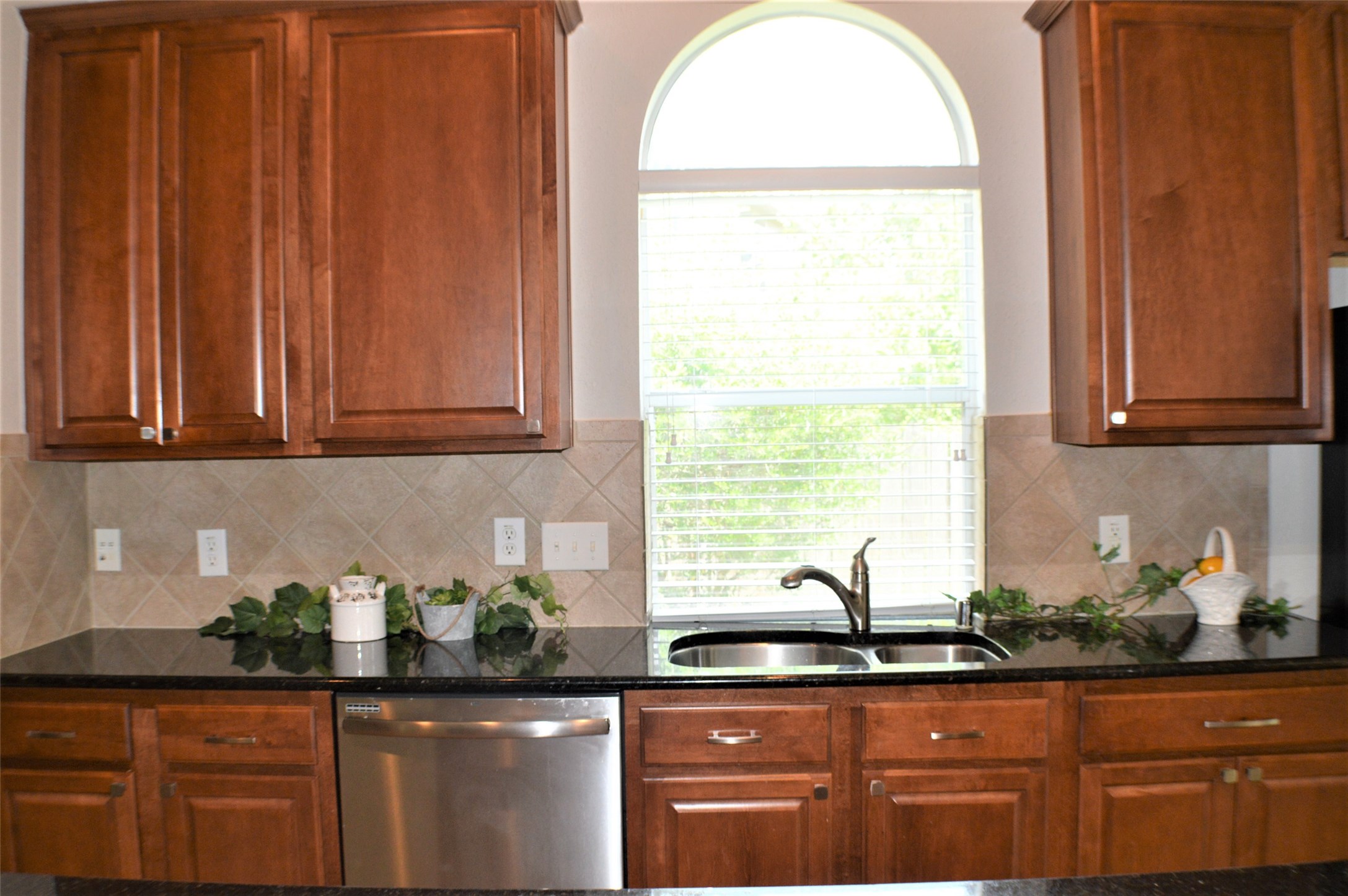 131 N Archwyck Circle , The Woodlands, TX, 77382 | 20801819 | Realty Texas LLC