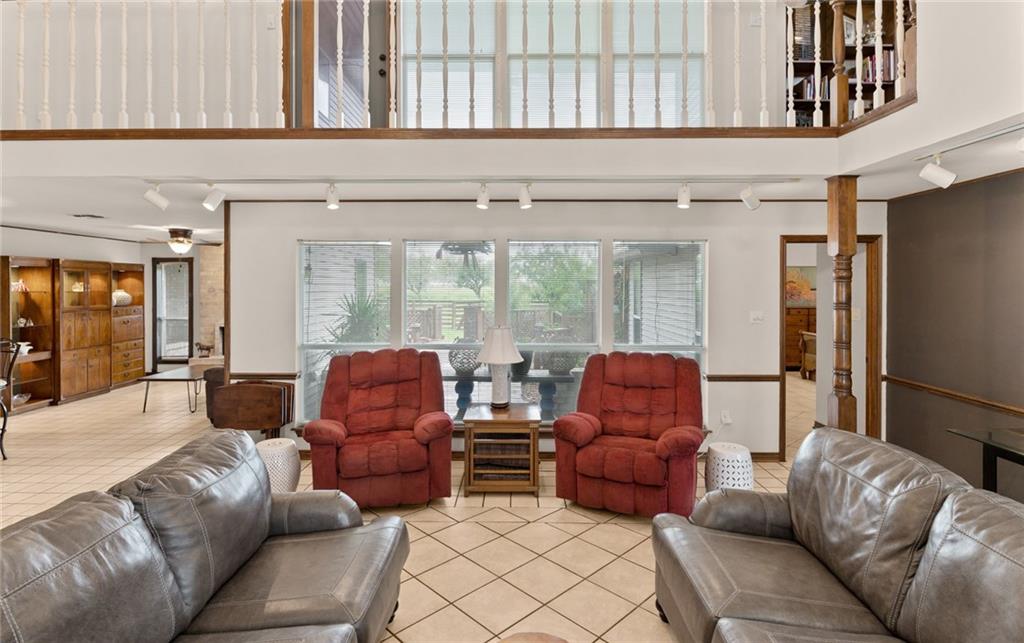 101 Lone Oak Street , Portland, TX, 78374 | 363519 | Realty Texas LLC