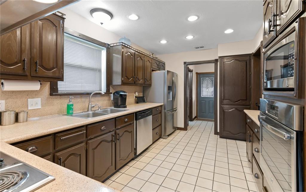 101 Lone Oak Street , Portland, TX, 78374 | 363519 | Realty Texas LLC