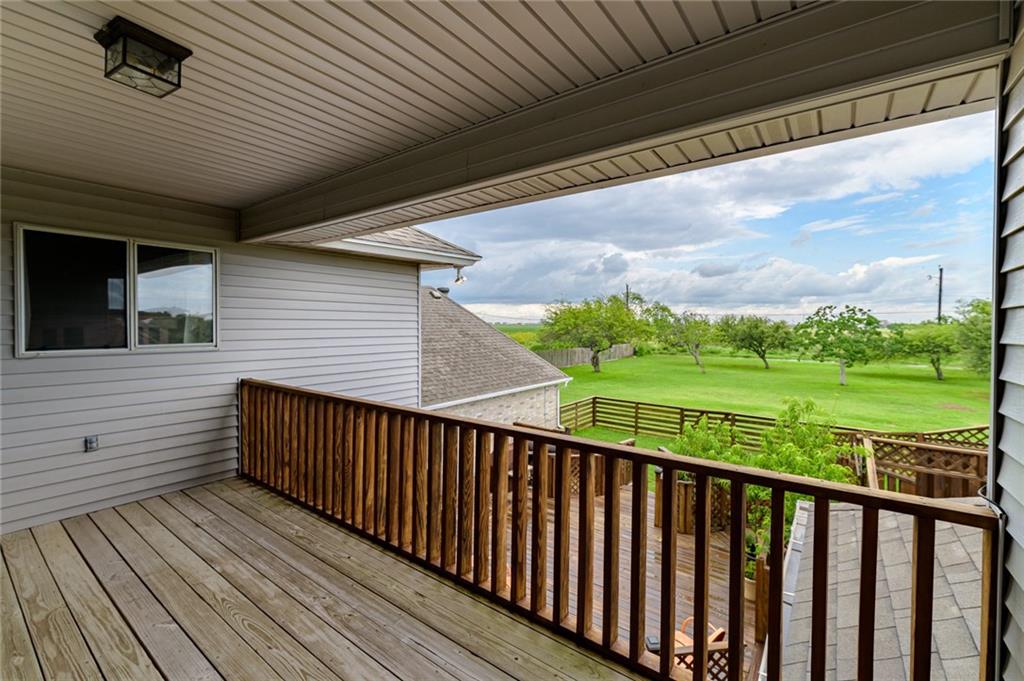 101 Lone Oak Street , Portland, TX, 78374 | 363519 | Realty Texas LLC
