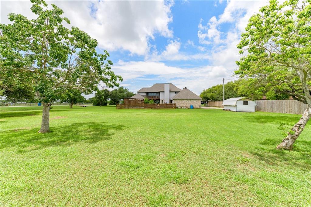 101 Lone Oak Street , Portland, TX, 78374 | 363519 | Realty Texas LLC