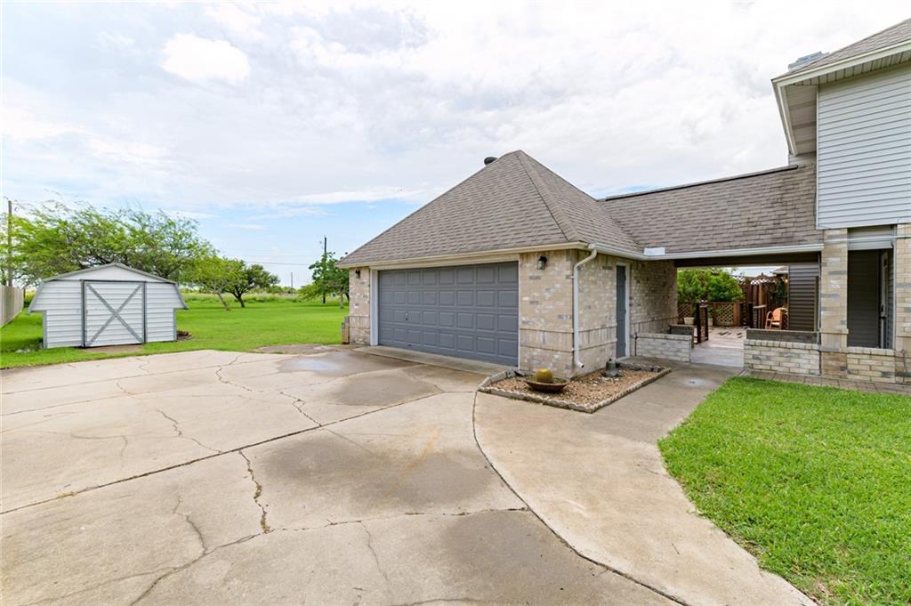 101 Lone Oak Street , Portland, TX, 78374 | 363519 | Realty Texas LLC
